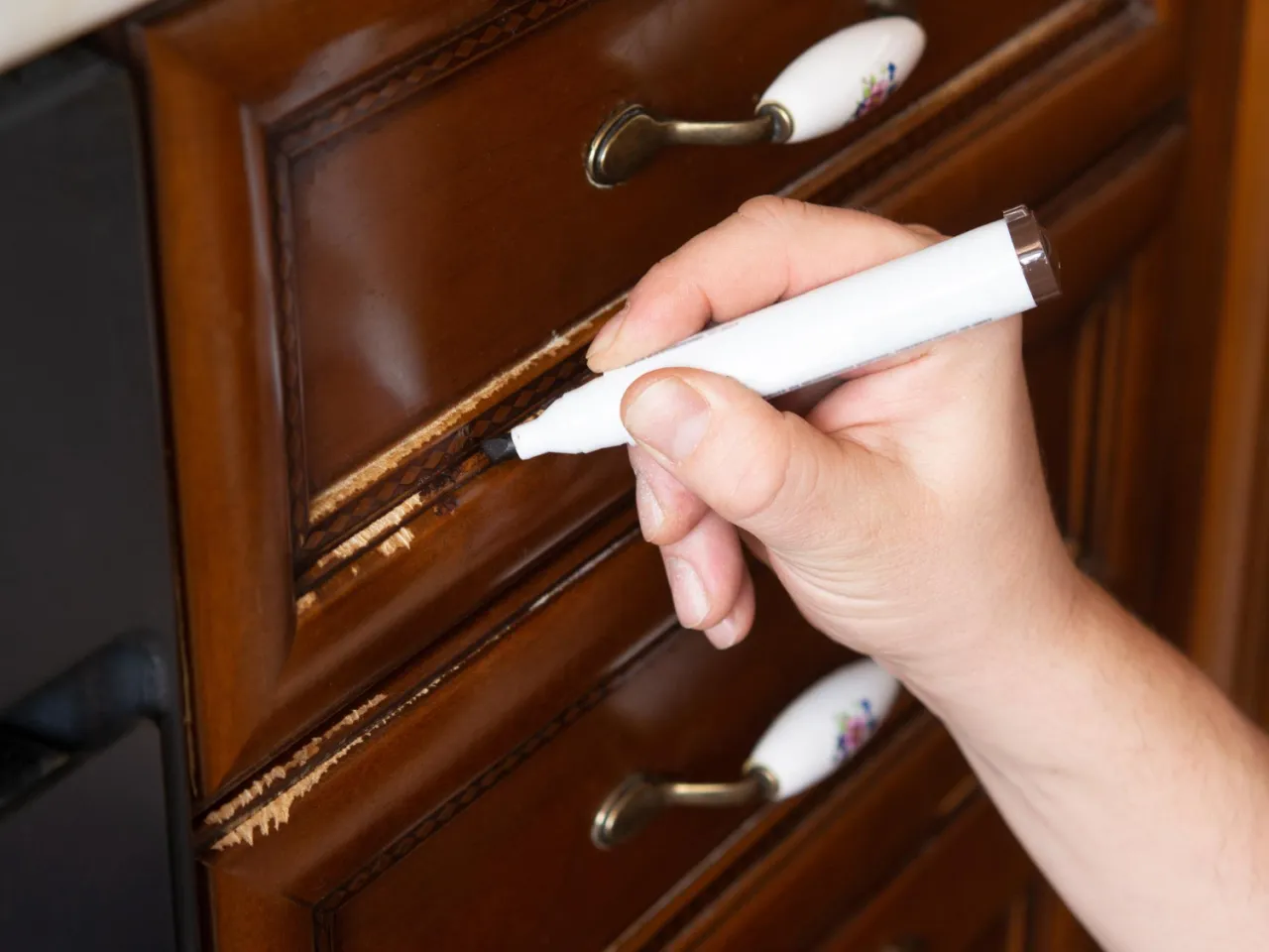 markery retuszerskie do drewna woski naprawcze