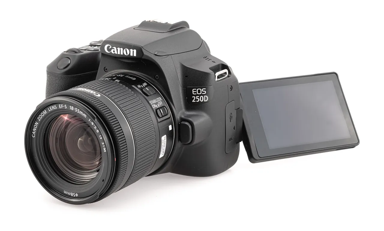 Canon EOS 250D aparat