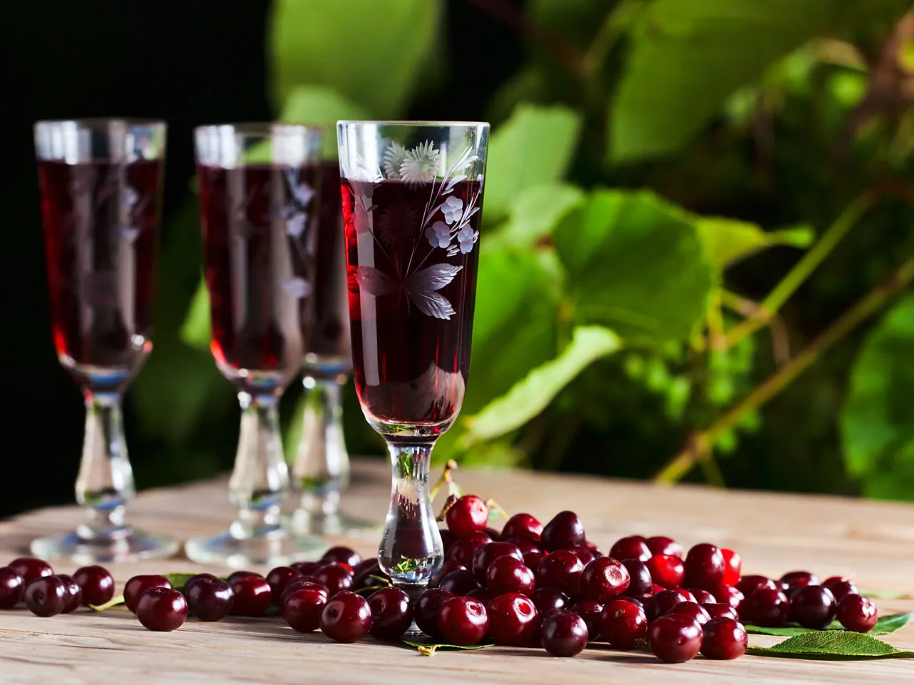 dojrzałe wiśnie do nalewki