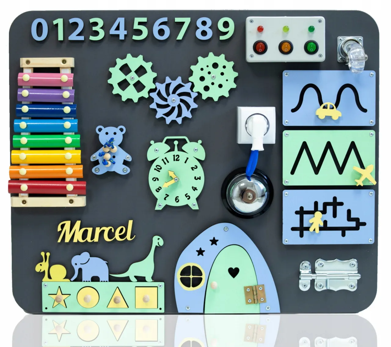 tablica sensoryczna na ścianę montessori