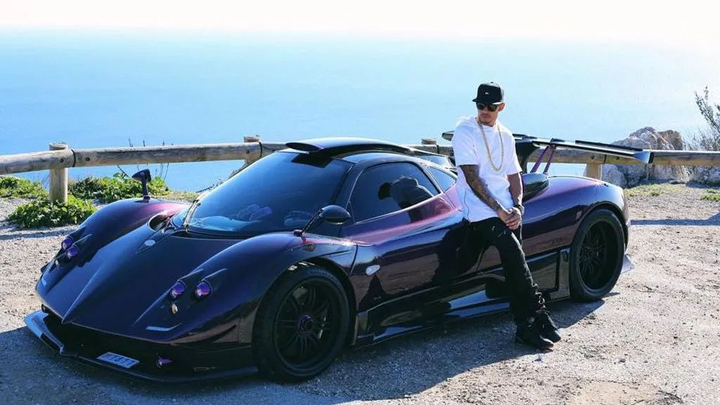 Lewis Hamilton prywatne samochody Pagani Zonda 760 LH Mercedes AMG ONE