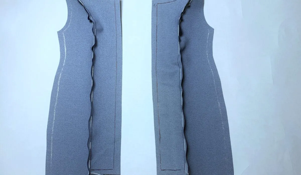 darmowy wykrój płaszcza dla barbie pdf