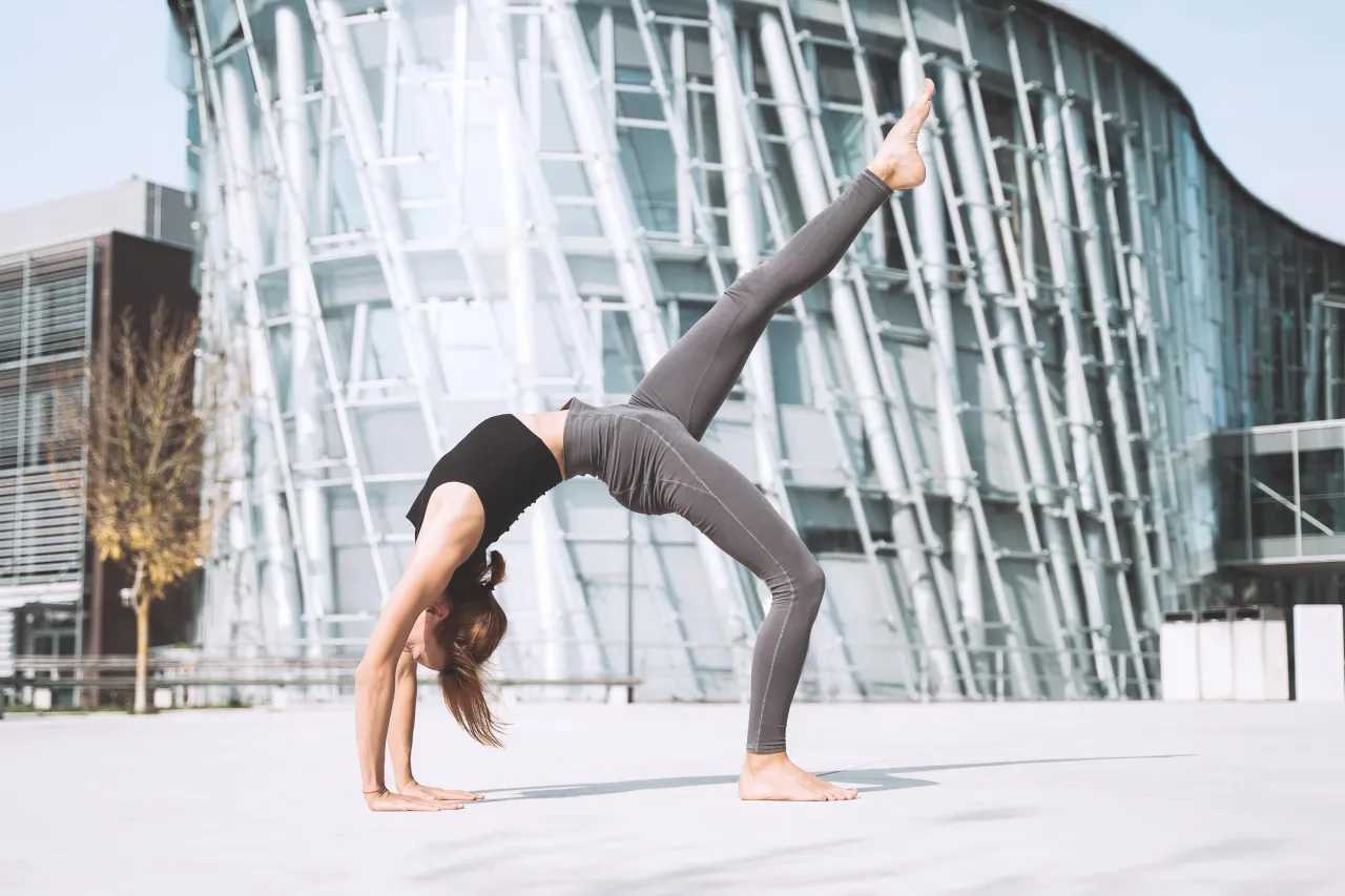 Zdjęcie Joga a kalorie: ile spalisz? Dynamiczne style vs. relaks