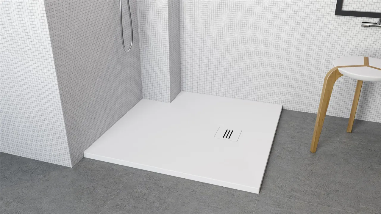 Tradycyjny brodzik prysznicowy na płytkach