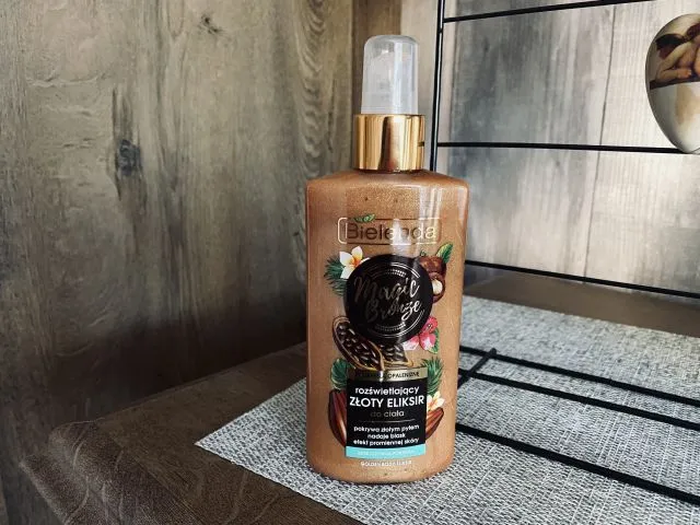 Zdjęcie Bielenda rozświetlający złoty eliksir – uzyskaj zdrowy blask skóry