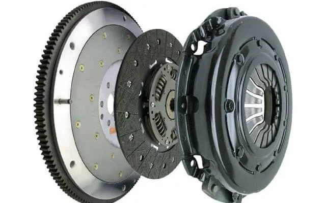 różne typy sprzęgieł samochodowych i koło dwumasowe