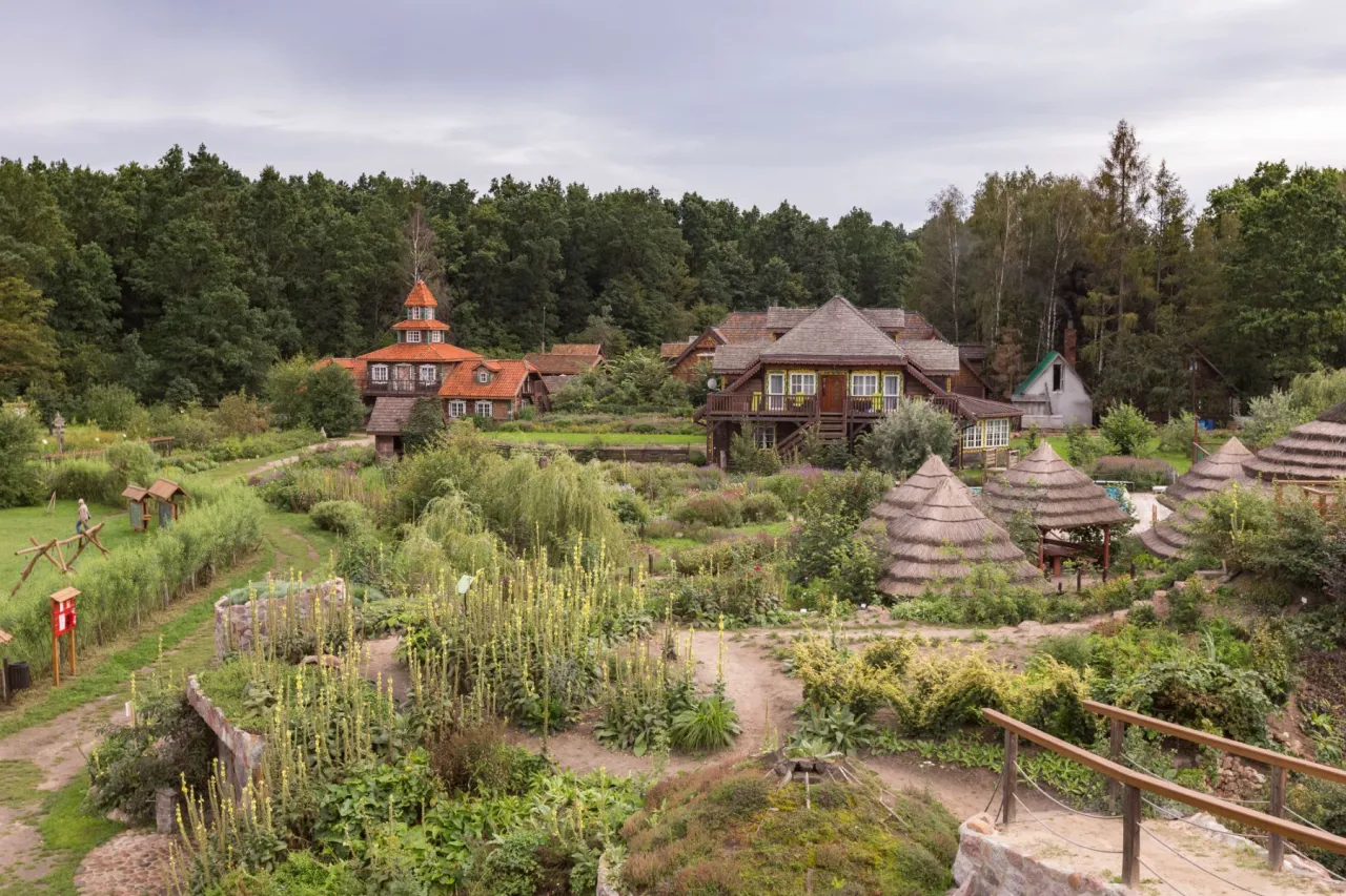 Podlaski Ogr&oacute;d Botaniczny Ziołowy Zakątek