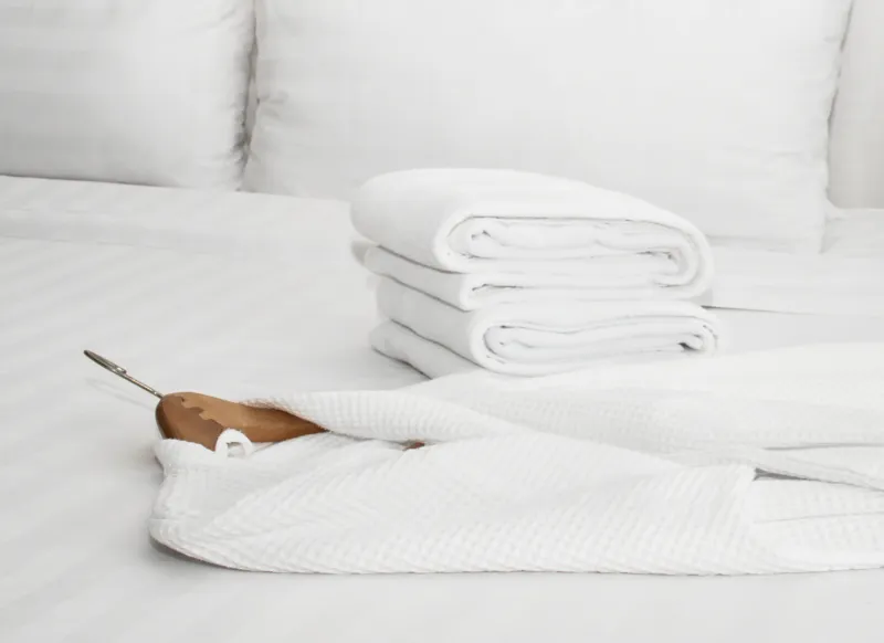 Zdjęcie Co można zabrać z hotelu? Sprawdź, by uniknąć nieprzyjemności