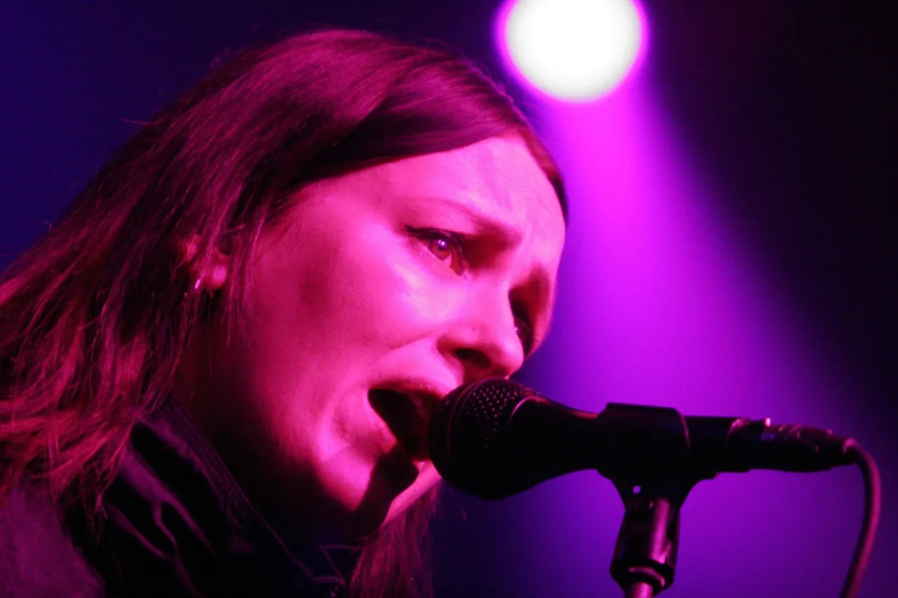 Polscy artyści z głębokimi tekstami piosenek