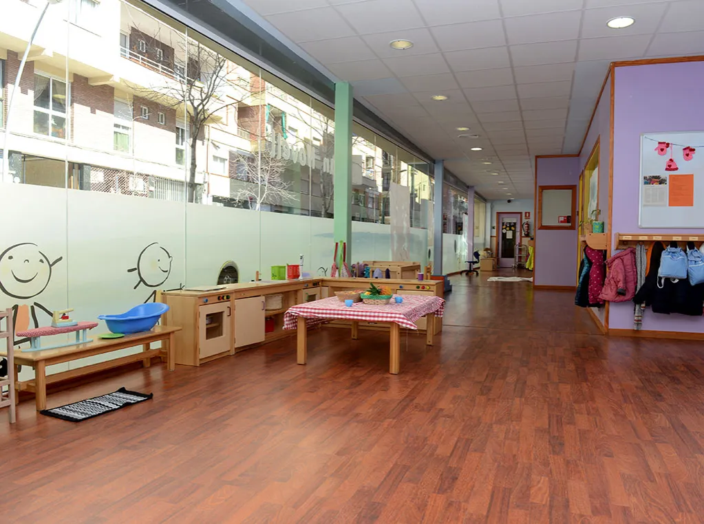 Zdjęcie Información completa sobre Can Vinader Escola Bressol en Castelldefels