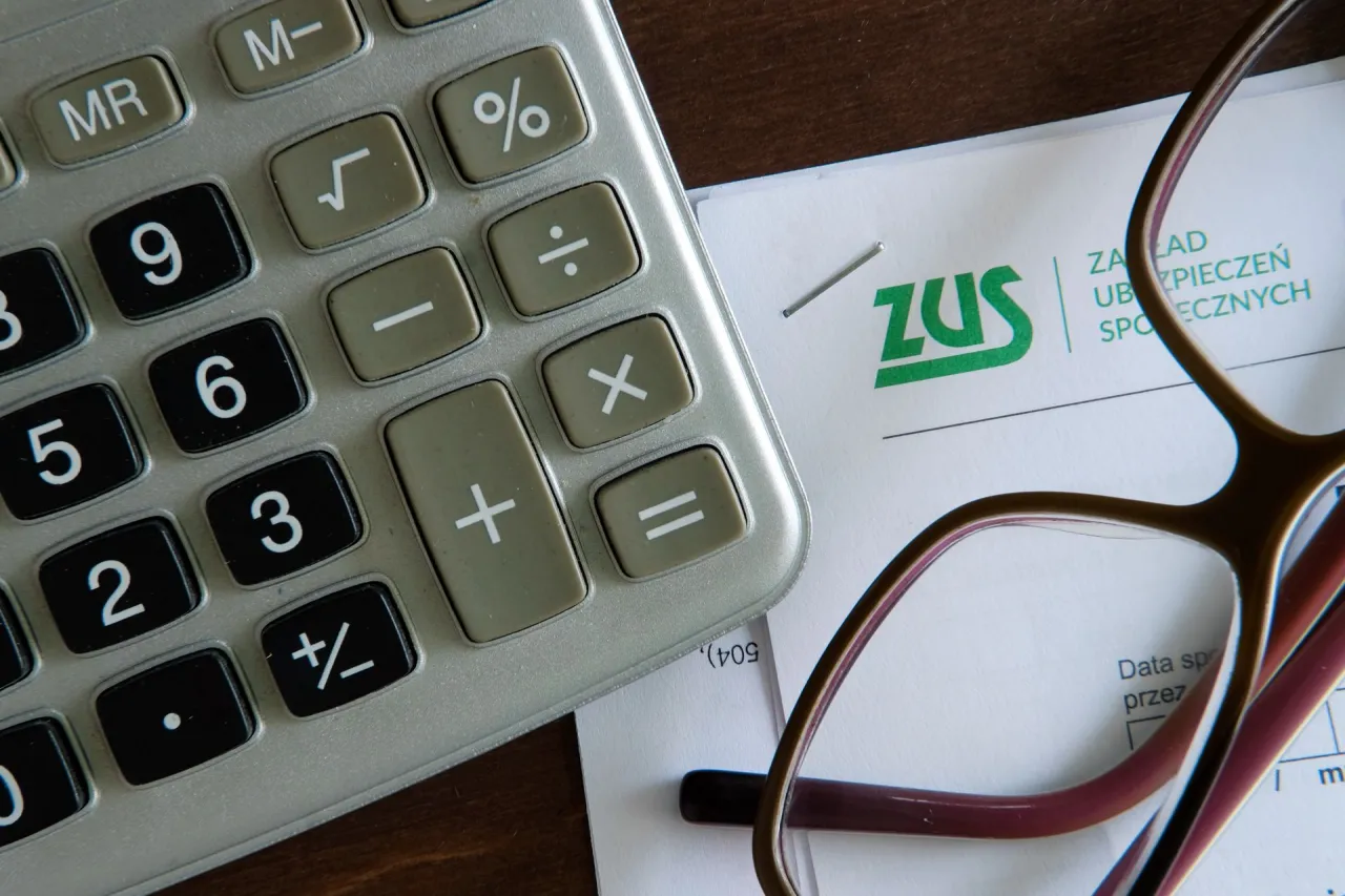 wykres progi dochodowe ZUS, kalkulator renty rodzinnej