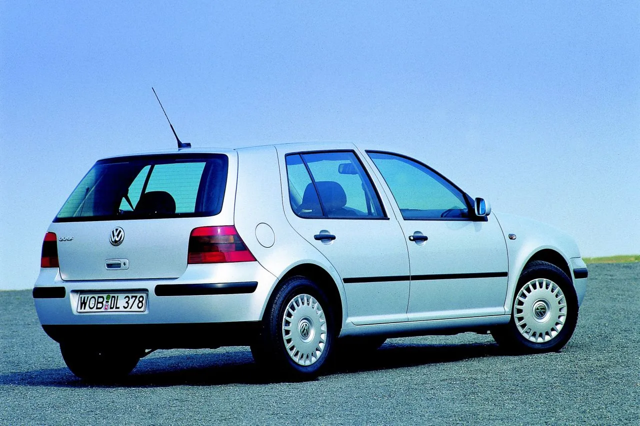 Volkswagen Golf 4 hatchback