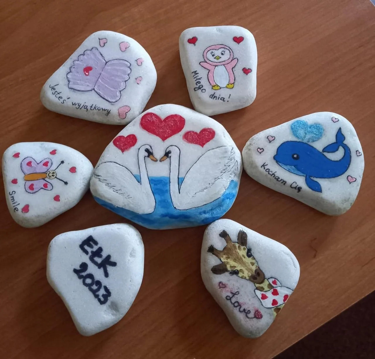 Różne rodzaje kamieni do malowania