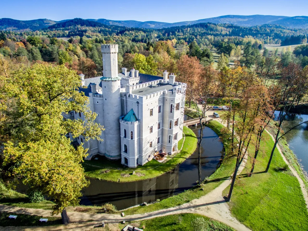 romantyczny zamek w polsce