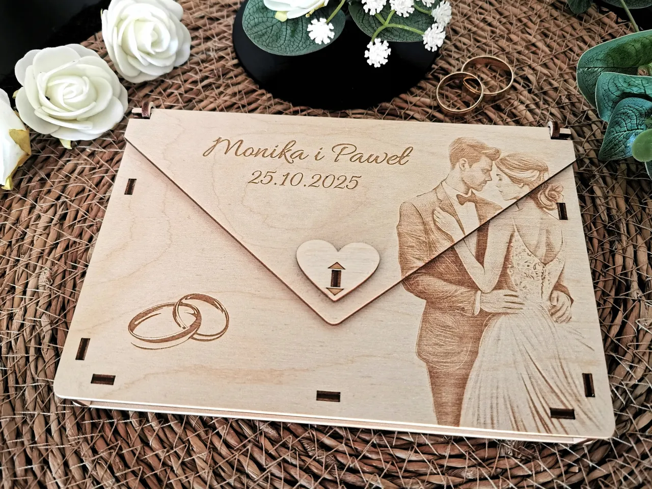 Eleganckie koperty z pieniędzmi na wesele