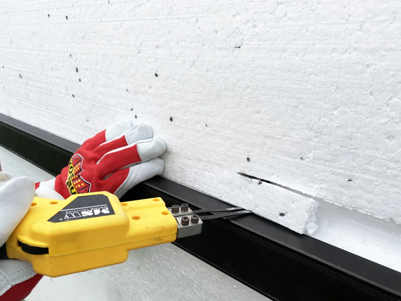 Prace dodatkowe elewacja bonie parapety