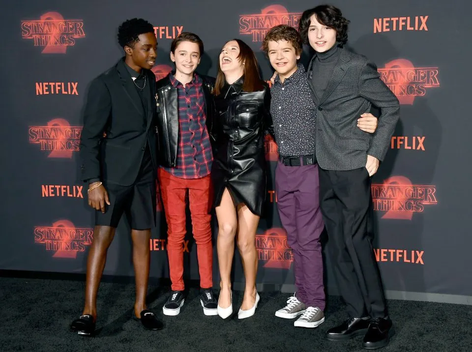 Zdjęcie Aktorzy Stranger Things kto gra kogo w kultowym serialu Netflixa