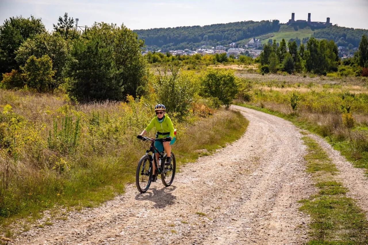 Aktywny wypoczynek Świętokrzyskie szlaki rowerowe piesze