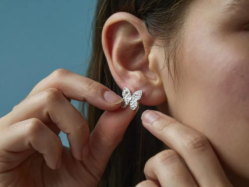 zasady bezpiecznego zdejmowania kolczyków, higiena przekłucia