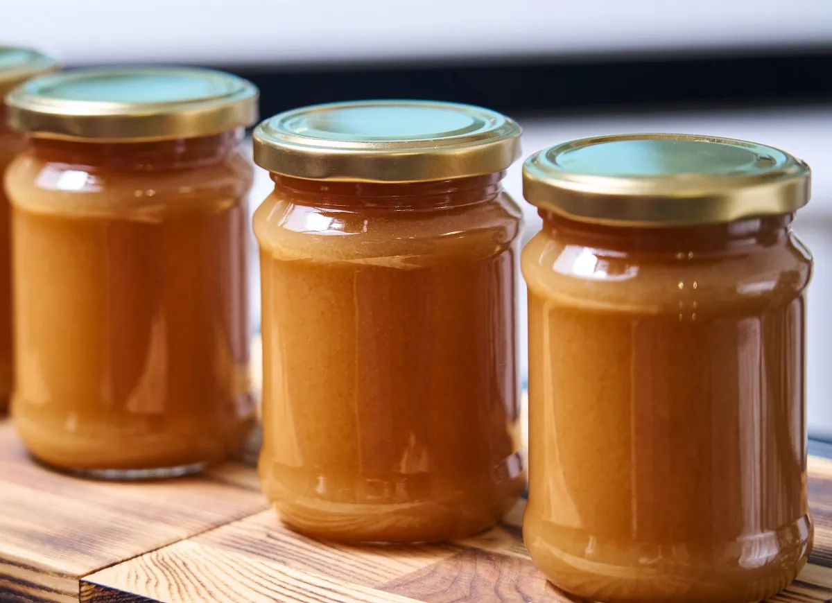 sos z pigwy do mięsa