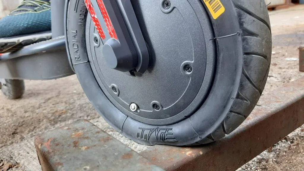 Narzędzia do montażu opony bezdętkowej hulajnoga