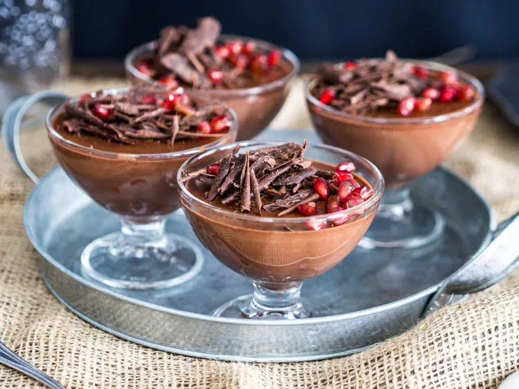 Romantyczne desery czekoladowe walentynkowe