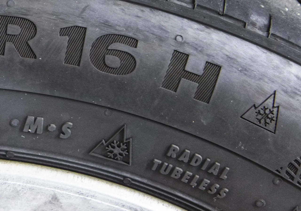 Oznaczenia opon wielosezonowych 3PMSF M+S