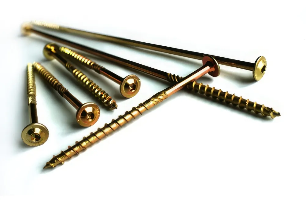 R&oacute;żne typy wkręt&oacute;w konstrukcyjnych do drewna Torx