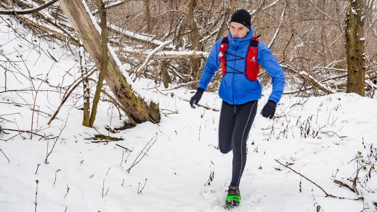 Zimowe szlaki Góry Świętokrzyskie raczki