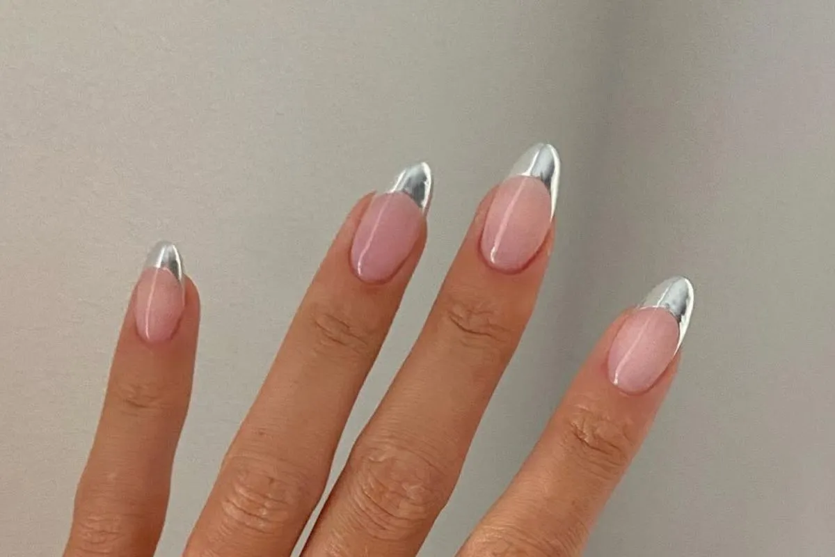 nowoczesny french manicure trendy 2026