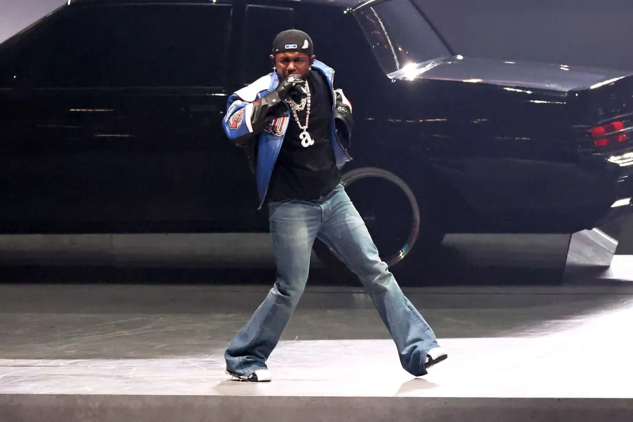 Kendrick Lamar Super Bowl Halftime Show 2025