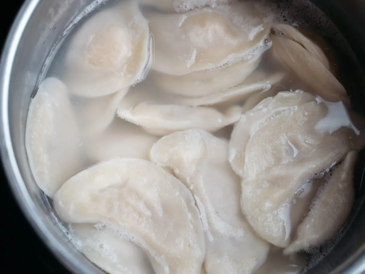 problemy z gotowaniem pierogów sklejanie pękanie