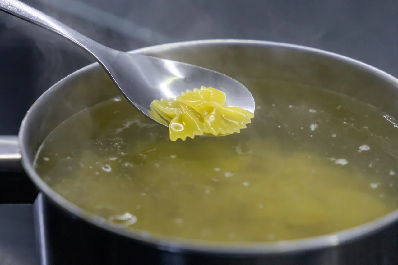 woda po makaronie do kwiatów składniki odżywcze