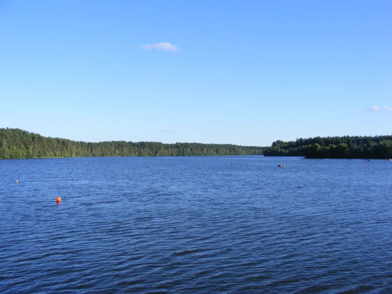 Jezioro Brzeźno Kujawsko-Pomorskie widok z lotu ptaka