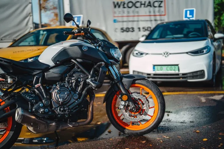 Zdjęcie Jak wypełnić wniosek o wydanie prawa jazdy bez błędów i stresu