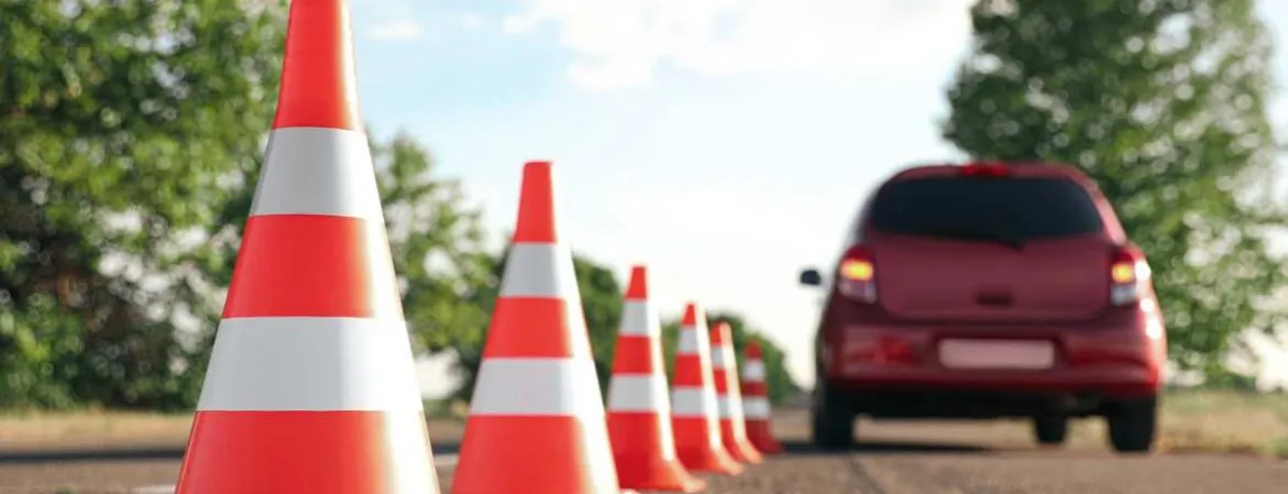 Zdjęcie Sprawdzanie czy jest prawo jazdy - uniknij niepotrzebnych problemów