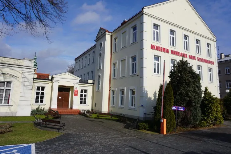 Zdjęcie Akademia handlowa nauk stosowanych w Radomiu - oferta edukacyjna i rekrutacja