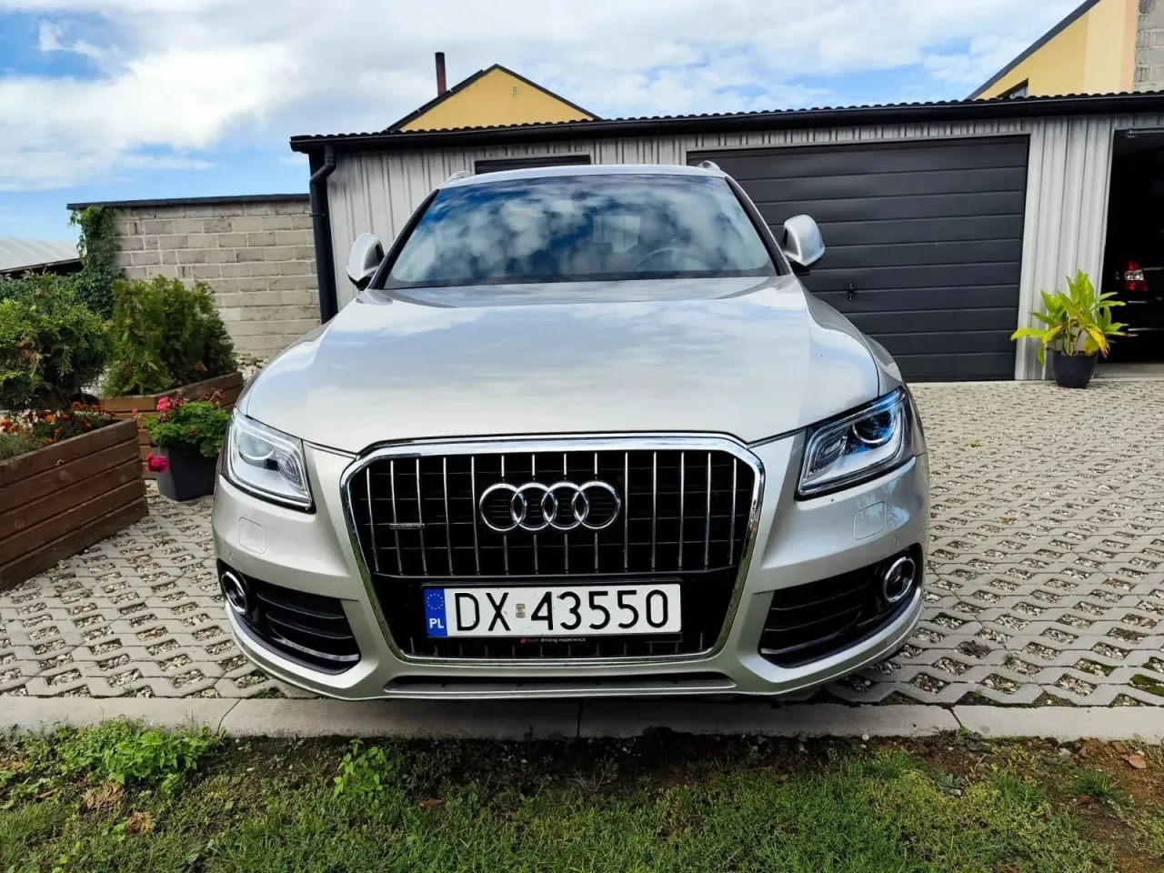 Zdjęcie 7 ukrytych pułapek przy zakupie używanego Audi Q5. Uszkodzone?