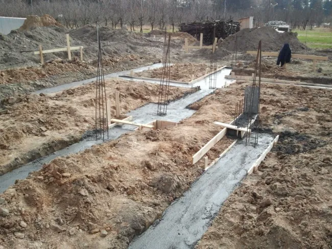 Zdjęcie Jaki beton na fundamenty – kluczowe informacje dla Twojej budowy