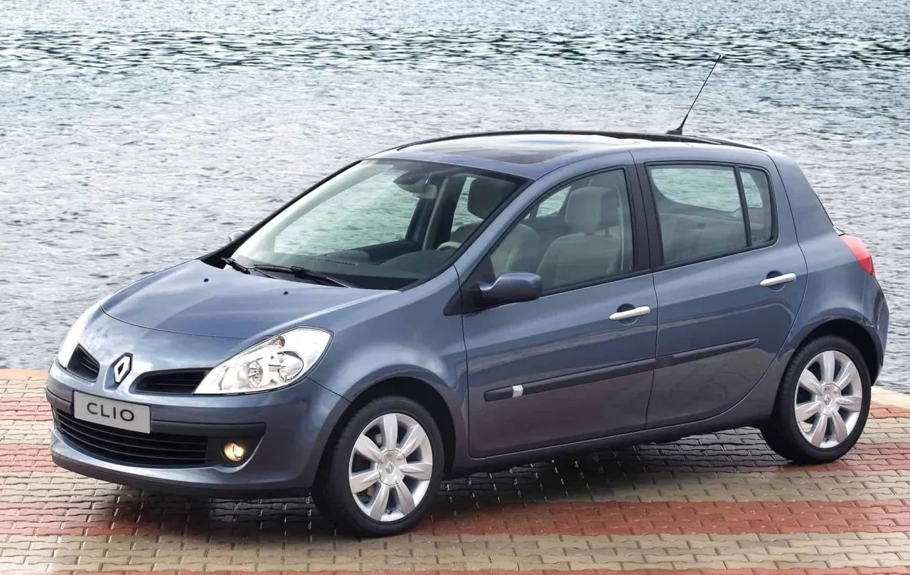 Zdjęcie Pojemność baku Renault Clio III 1.5 dCi – ile litrów naprawdę ma?