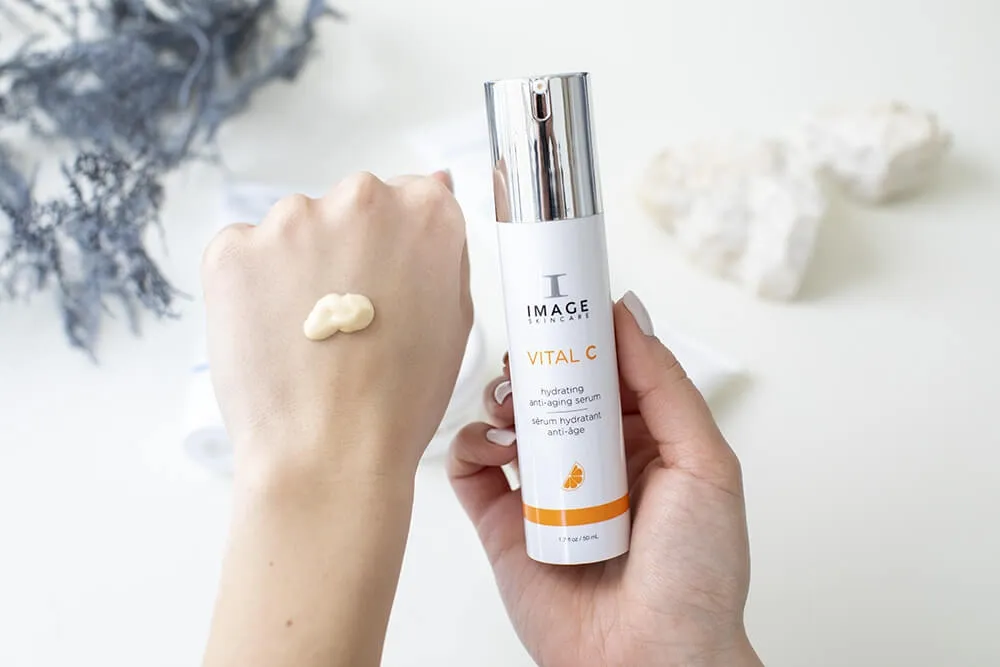 Zdjęcie Jaki krem pod makijaż? Wybierz idealny dla swojej cery!