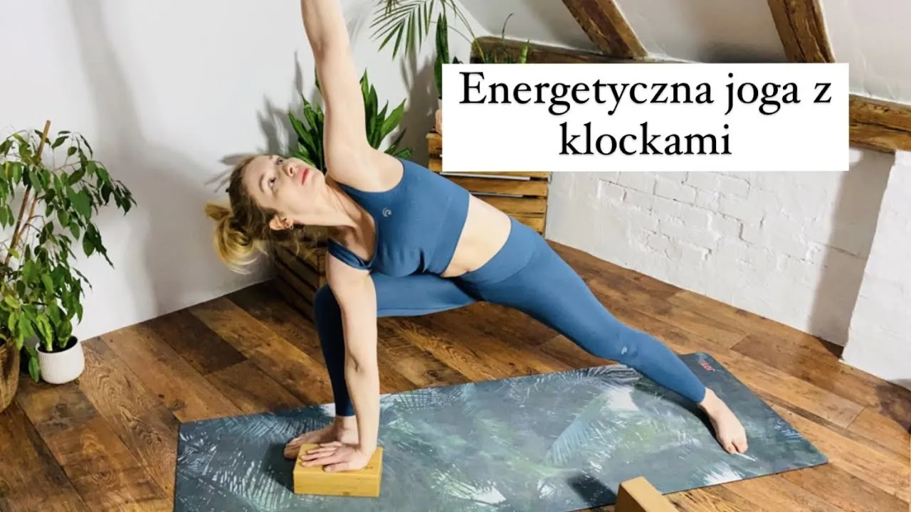 Zdjęcie Jak używać klocków do jogi, aby uniknąć błędów i poprawić praktykę