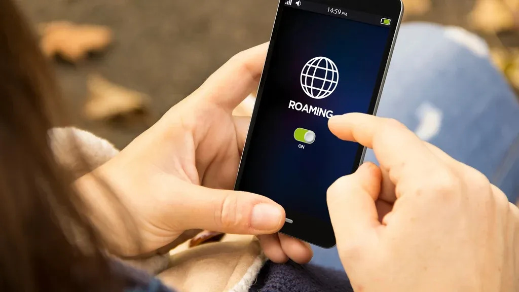 Zdjęcie Jak wyłączyć roaming w iPhone i uniknąć wysokich opłat za granicą