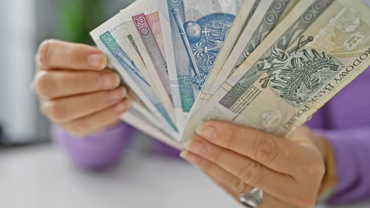 Zdjęcie Renta na kręgosłup ile wynosi? Sprawdź, co musisz wiedzieć o wysokości renty