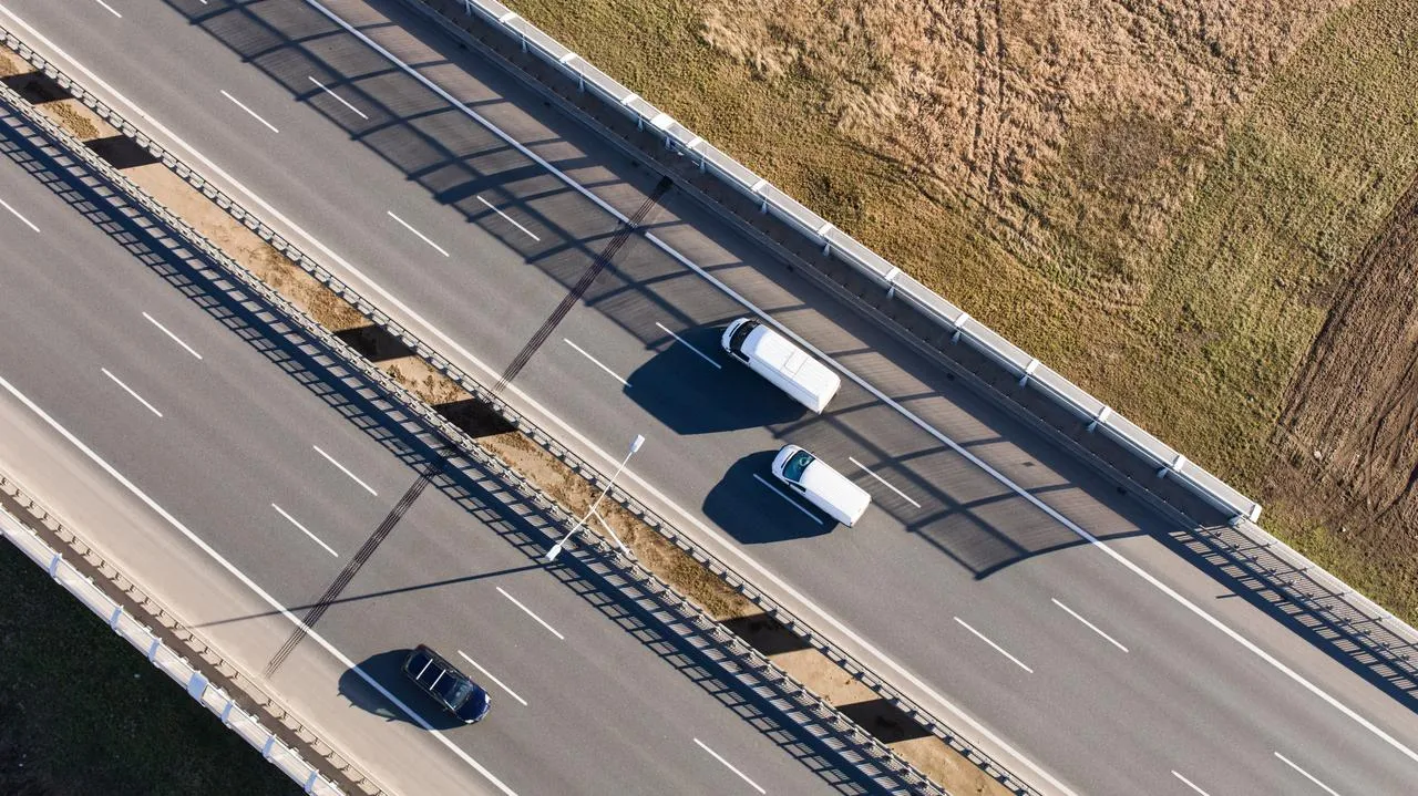 Zdjęcie Darmowe autostrady od kiedy - poznaj szczegóły zniesienia opłat