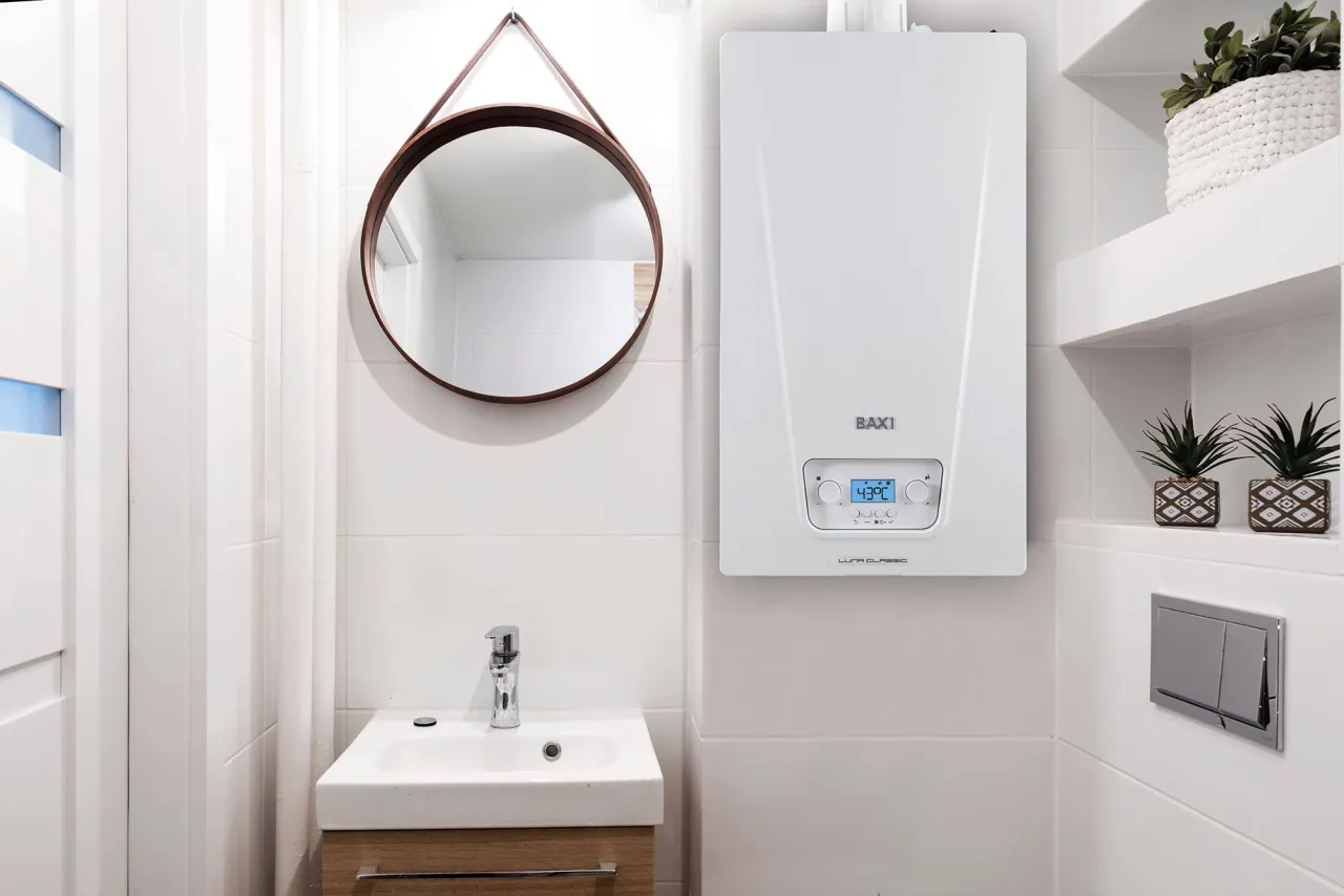 kocioł gazowy kondensacyjny jednofunkcyjny wnętrze