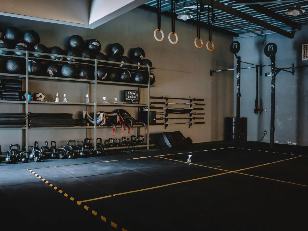 CrossFit box wnętrze i sprzęt