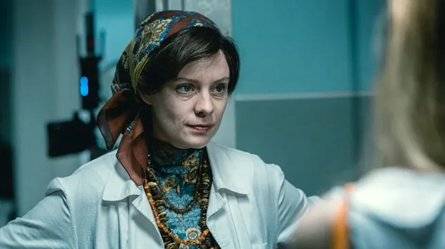 Zdjęcie Chustka Michaliny Wisłockiej: Tajemnica Stylu Słynnej Seksuolog