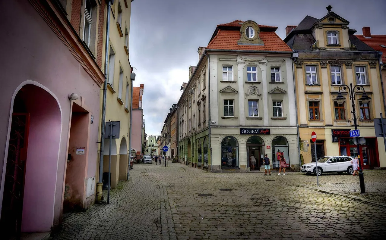 Kamienna Góra Rynek lub Projekt Arado wejście