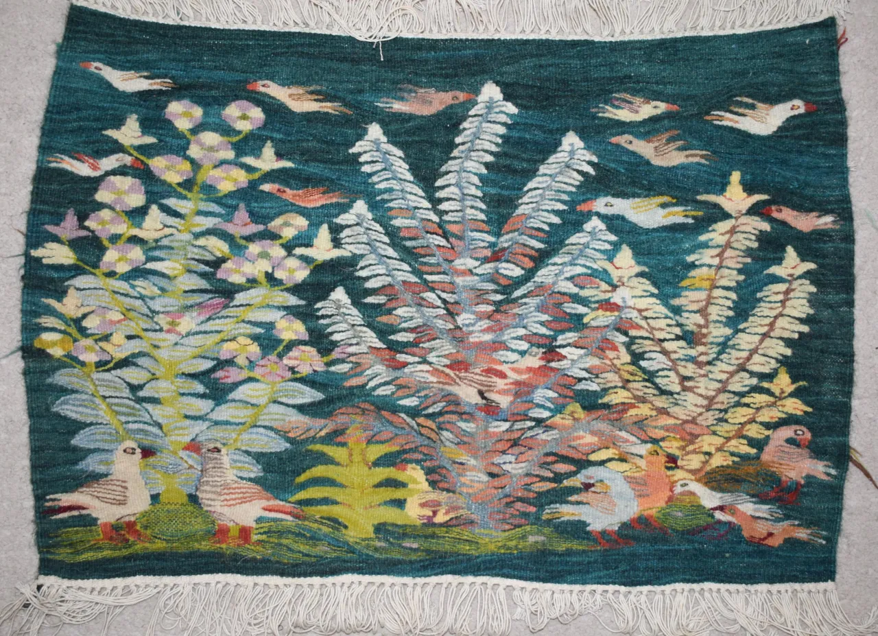 przykłady styl&oacute;w tkanin ściennych kilim makrama 3D